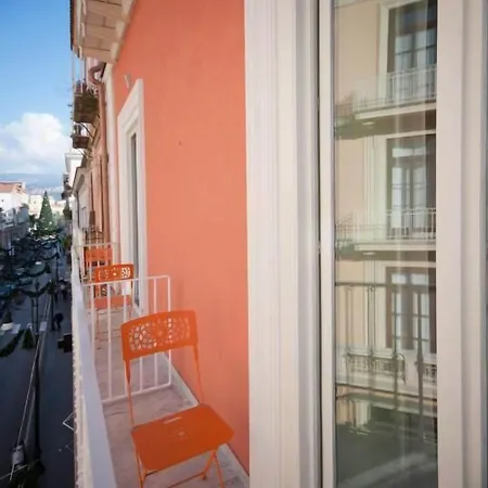 Palazzo Tasso Bed & Breakfast 4*