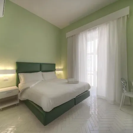 Palazzo Tasso Bed & Breakfast