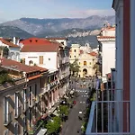 Palazzo Tasso Bed & Breakfast