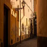 Bed & Breakfast Palazzo Tasso 4*