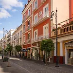 Palazzo Tasso Bed & Breakfast 4*