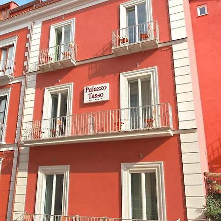Palazzo Tasso 2*