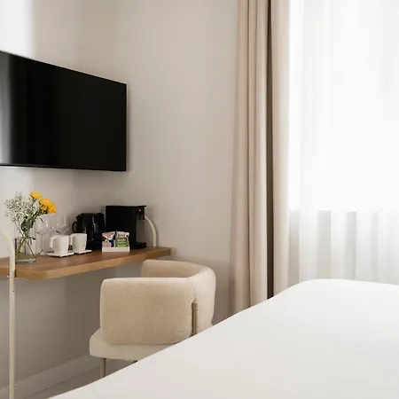 Palazzo Tasso Bed & Breakfast 4*