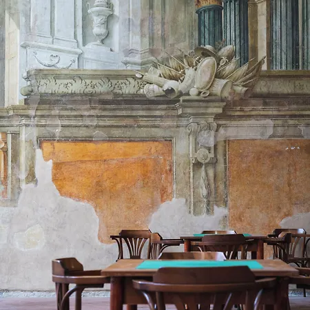 Bed & Breakfast Palazzo Tasso 4*