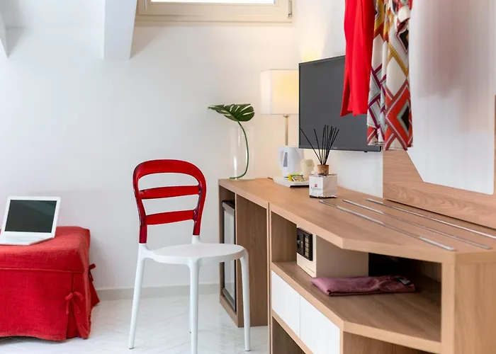 Palazzo Tasso Bed & Breakfast 4*