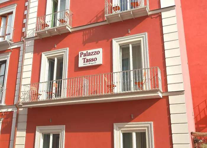 Palazzo Tasso Bed & Breakfast