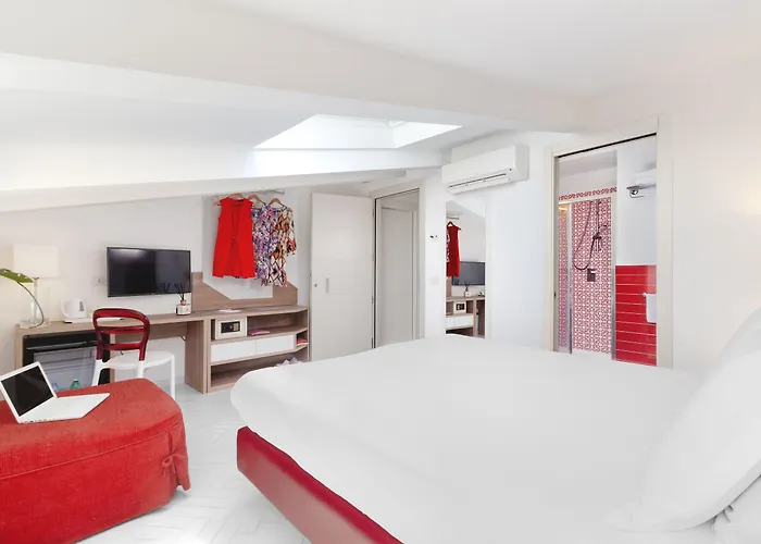 Palazzo Tasso Bed & Breakfast 4*