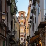 Palazzo Tasso Bed & Breakfast