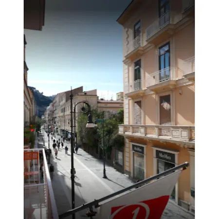 Frühstückspension Palazzo Tasso 4*