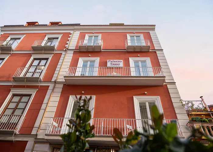 Palazzo Tasso Bed & Breakfast